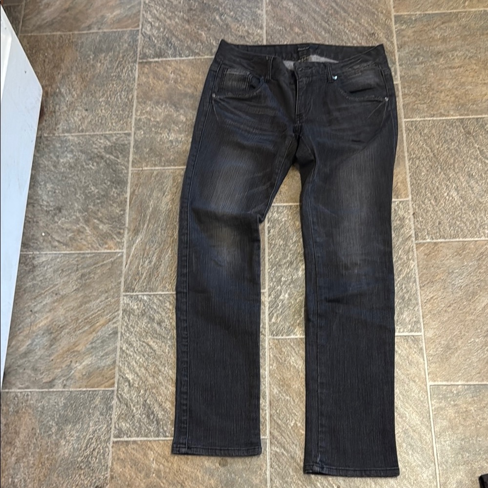Women’s  Black Jeans
